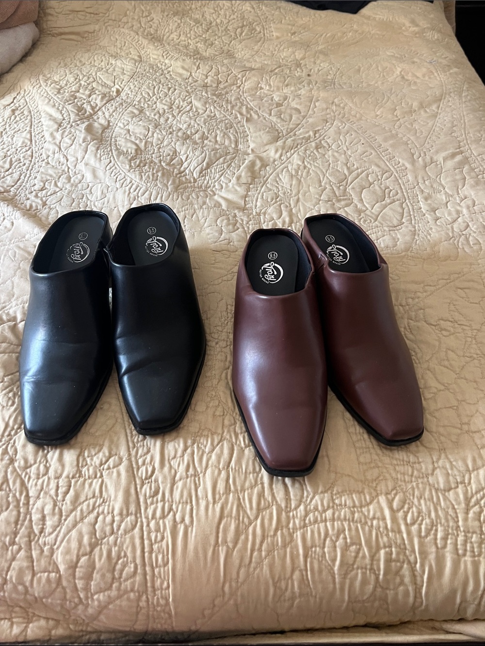 Classic Slip-On Square-Toe Leather Mules in Black and Brown